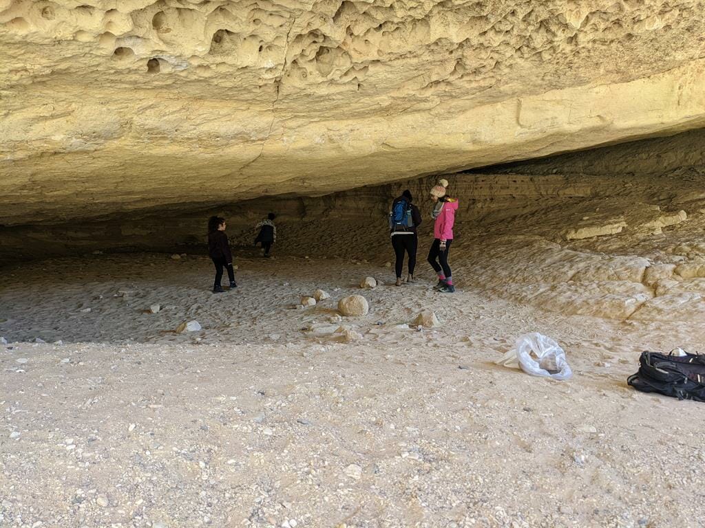 המערה בפרסת נקרות, מסלול אתגרי ומעניין במכתש רמון, צילום: ד"ר ענת אביטל
