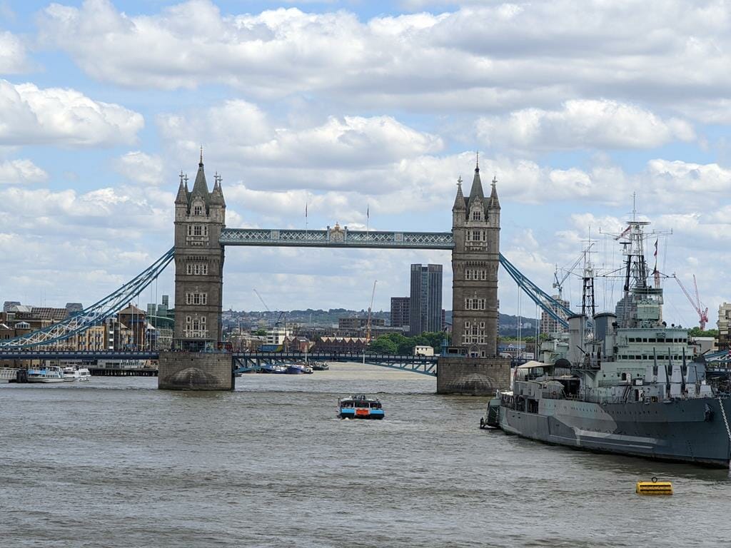 גשר לונדון London Bridge על נהר התמזה, צילום: ד"ר ענת אביטל
