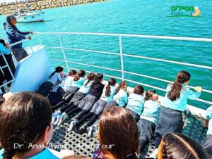 שיט רשתות קטמרן מרינה הרצליה, טיול שנתי לבנות חרדיות נצח ישראל בית שמש, צילום: ד"ר ענת אביטל