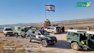 טיול ג'יפים בגלבוע עם תלמידי תיכון קידום נוער תל אביב