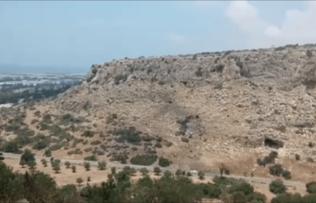 נחל בוסתן: מסלול מוצל , קל ומומלץ בכרמל