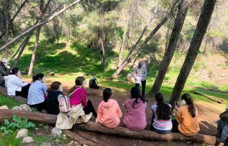 טיול מחנה שבת לבנות מנחם חב"ד לוד: נחל יצפור ועמק המעיינות, ינואר 2023