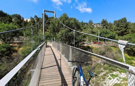 סובב ירושלים ונביעות: שבילי אופניים יפים ומסודרים, מעיינות וצל, מתקנים ואתרי נוף, מורשת וארכאולוגיה