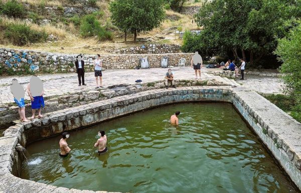 ליפתא – מי נפתוח: טיול קצר ומונגש בכניסה לירושלים, רחצה במי מעין בבריכה, שבילים מסודרים ואוויר הרים צלול